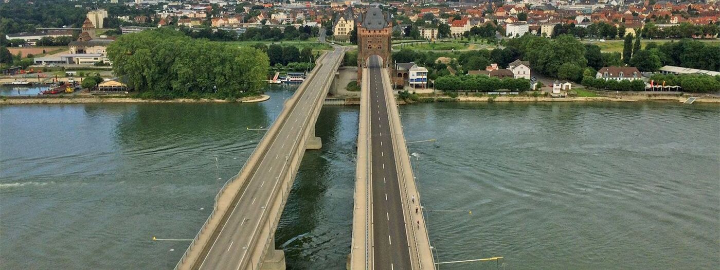 Brücke aus der Luft